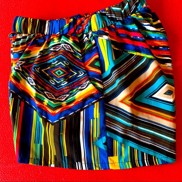 Adorable Fab’rik Colorful Boho Shorts - Picture 5 of 6